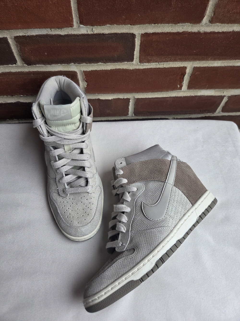 Nike Dunk Sky Hi Essential Women’s 8.5 Gray Suede Hidden Wedge Sneakers